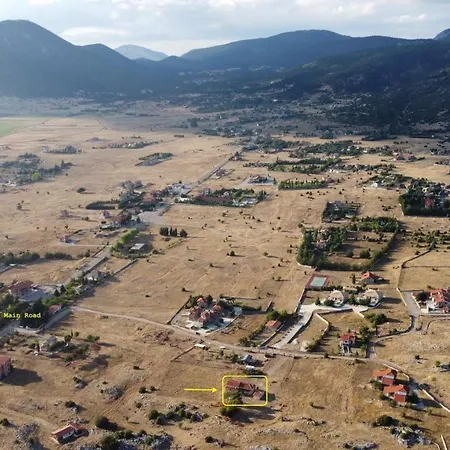 Alpstuga Renata 2 Livadi Arachovas *